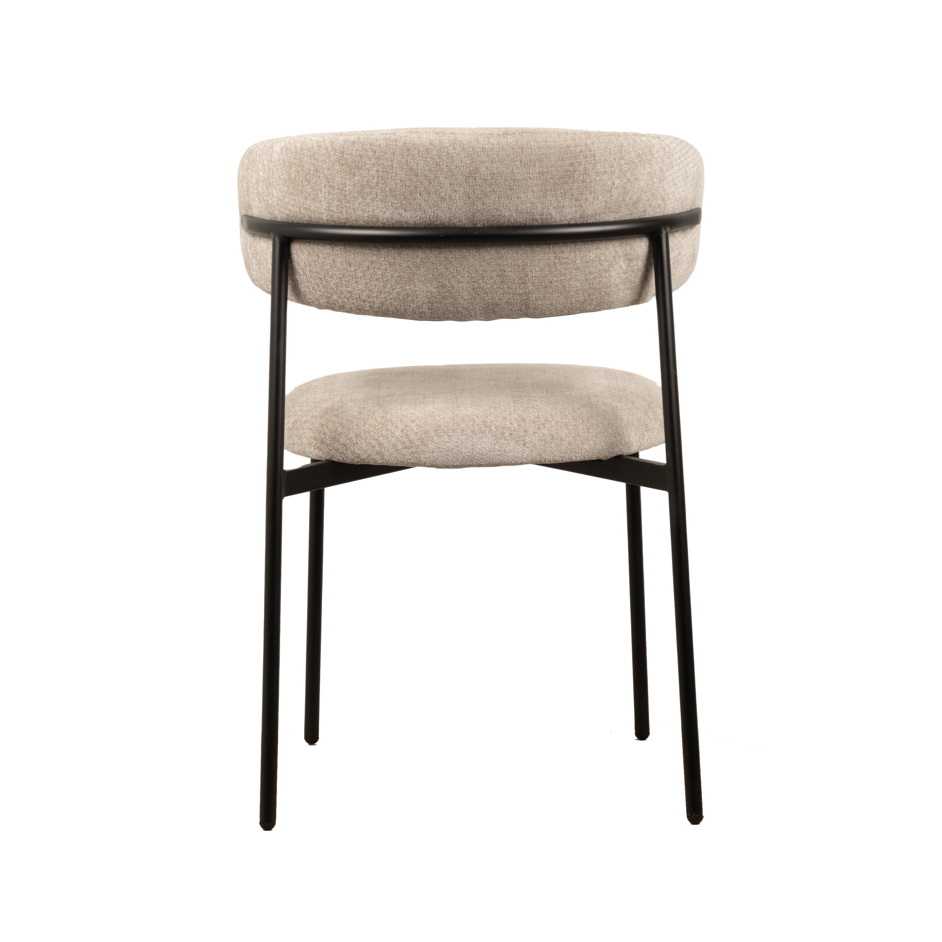 Kiara spisebordsstol i beige chenille | Skandinavisk stil med bløde linjer | Usuals