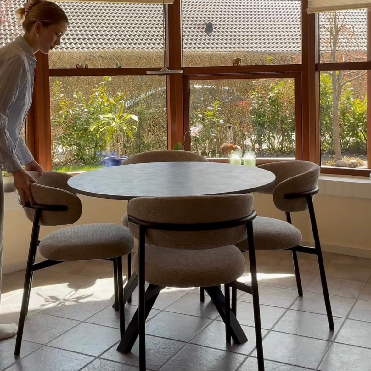 kiara spisebordsstol video af luna